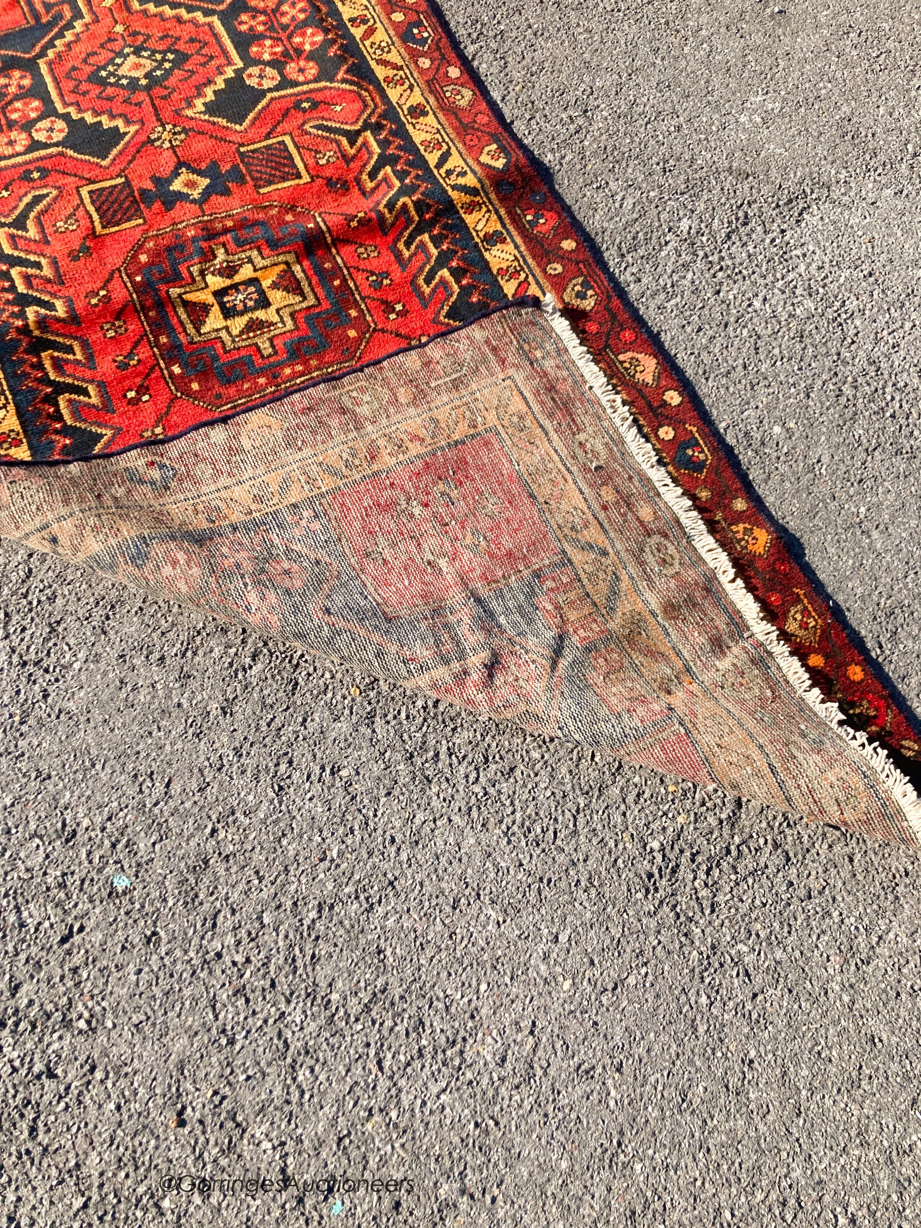 A Hamadan rug, 200 x 94cm